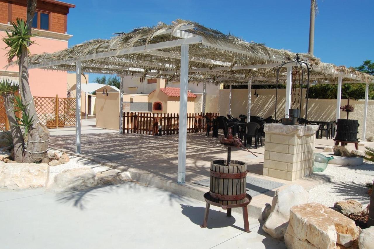 Il Germoglio Hotel Bisceglie Bagian luar foto